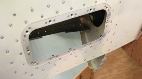 Aft fuselage inspection hatch
