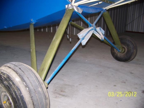 Front gear legs and bungy